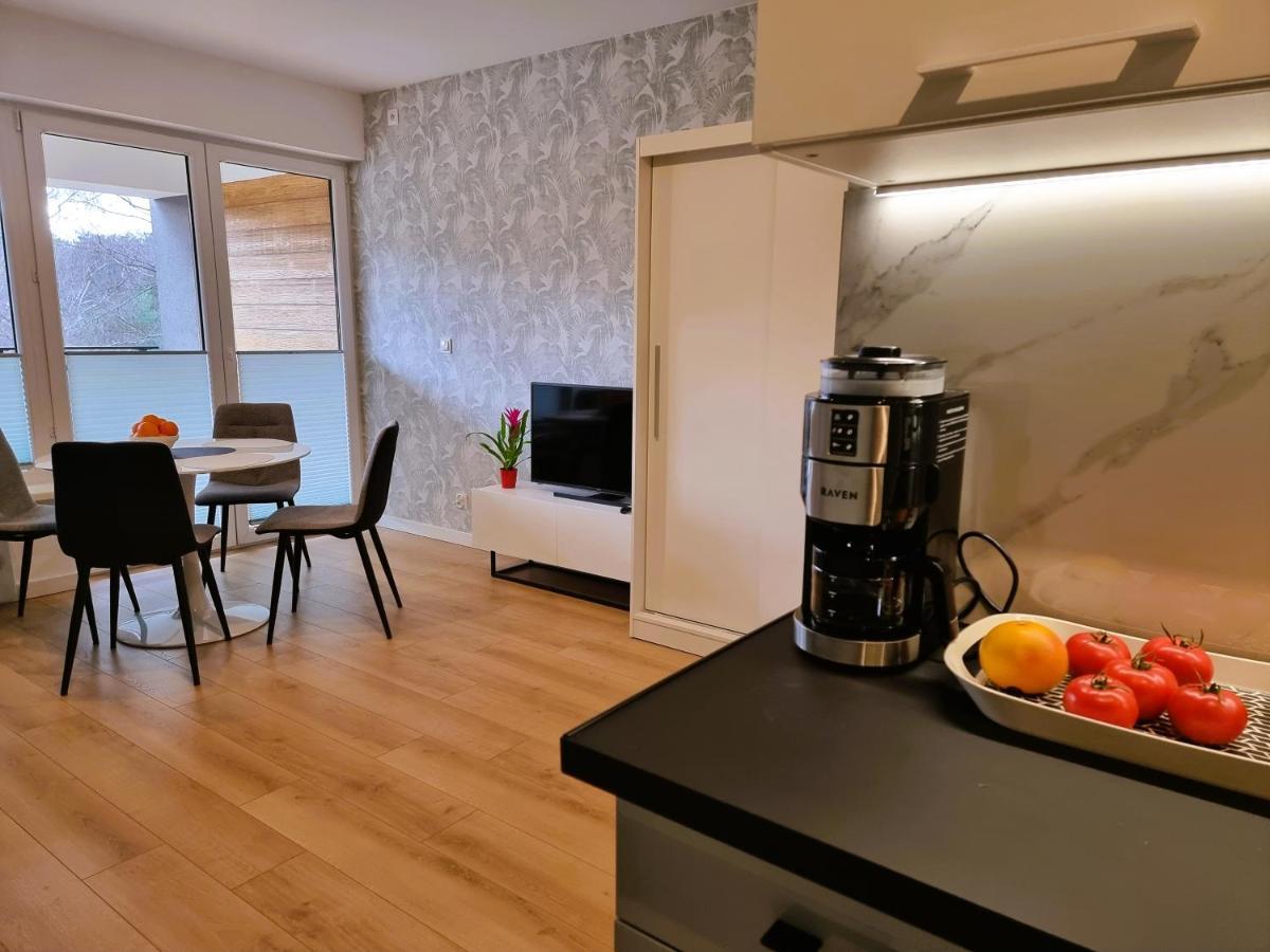Apartment Szmaragdowa 21 Przy Plazy - Sala Zabaw, Silownia - 365pam Mielno (Koszalin)